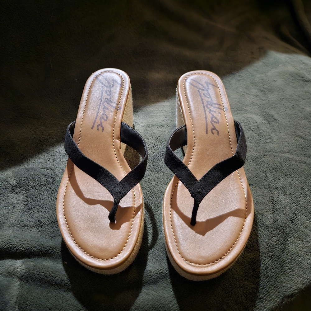 Zodiac Womens Rio Thong Platform Wedge Sandals